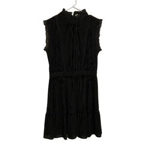 Jade‎ Pleated Black Dress